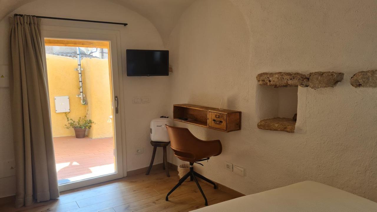 Federico II - Rooms And Breakfast Borgio Verezzi Dış mekan fotoğraf